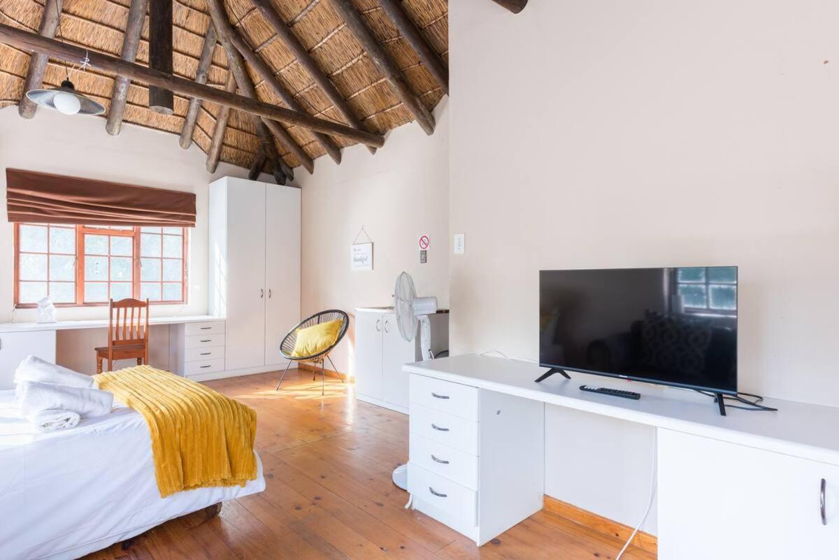 Mead, Pinelands Apartment Cape Town Ngoại thất bức ảnh
